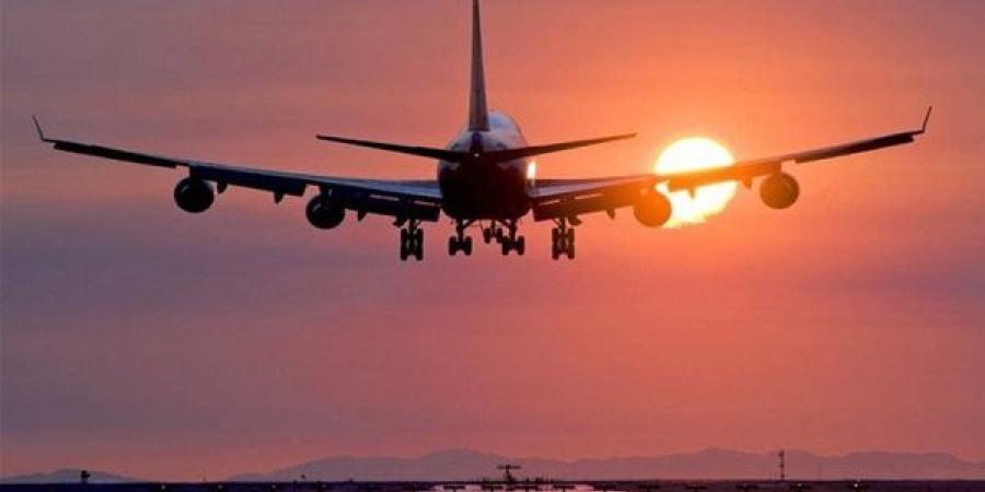 بغداد
      تعلن
      تمديد
      حظر
      الأجواء
      العراقية
      أمام
      جميع
      الرحلات
