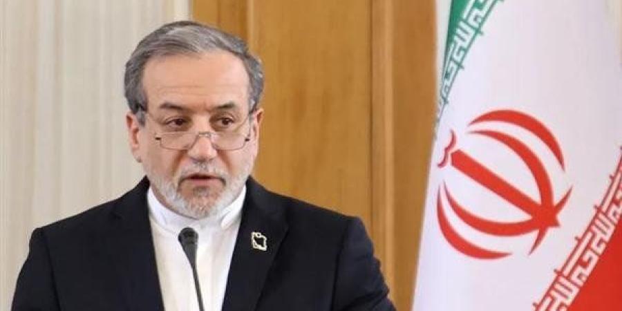 وزير
      الخارجية
      الإيراني
      يدعو
      إلى
      الضغط
      على
      الاحتلال
      الإسرائيلي
      لإيقاف
      عدوانه