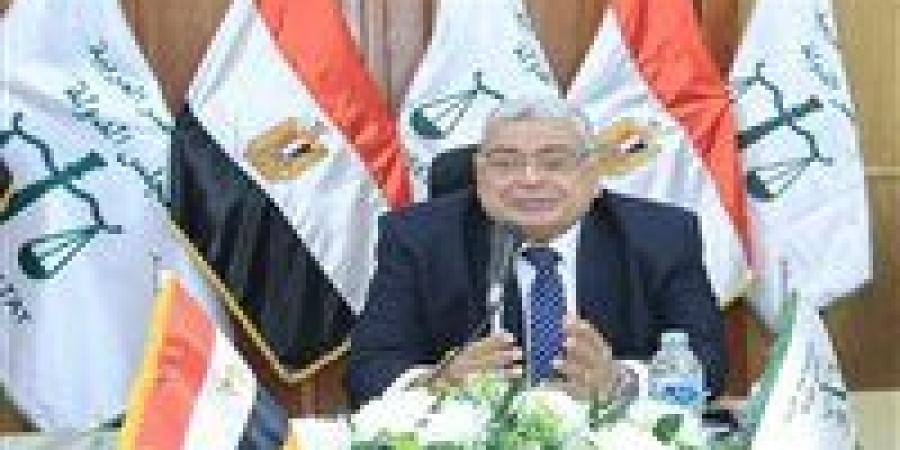 المستشار
      أحمد
      عبود:
      الدولة
      حريصة
      على
      تقديم
      الدعم
      اللازم
      لتحقيق
      العدالة
      الناجزة