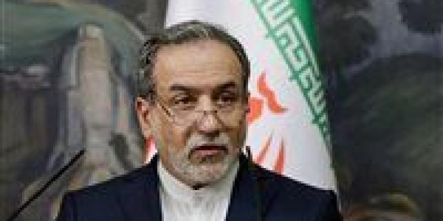 وزير
      الخارجية
      الإيراني:
      النار
      التي
      أشعلتها
      إسرائيل
      قد
      تخرج
      عن
      السيطرة