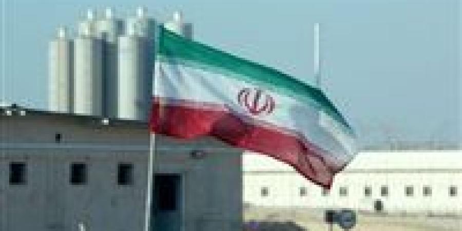 السفير
      حسين
      هريدي:
      روسيا
      والصين
      لن
      تسمحا
      بهزيمة
      كبرى
      لإيران
      أو
      إسقاط
      نظام
      الثورة
      الحالي