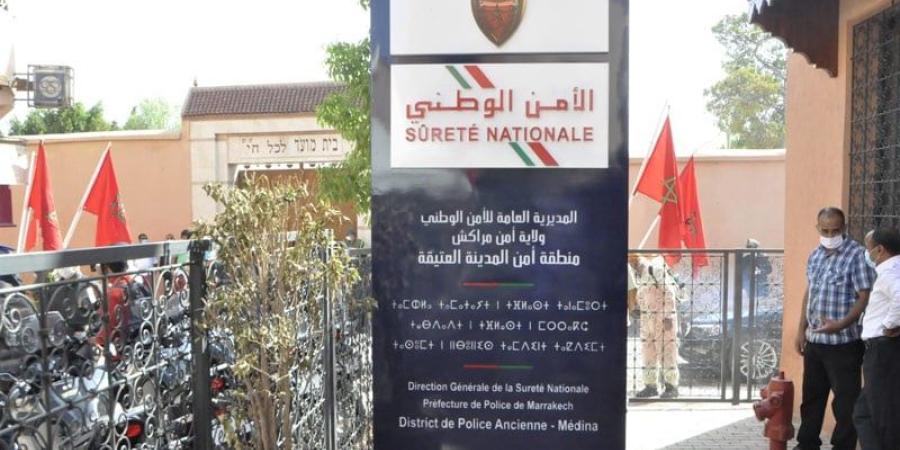 رصيف
      الصحافة:
      الأمن
      يحقق
      في
      حريق
      بالقسم
      الداخلي
      لثانوية
      بمراكش