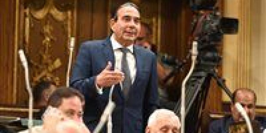 رئيس
      برلمانية
      الإصلاح
      والتنمية
      بالبرلمان
      يرفض
      الموازنة
      العامة
      ويطالب
      بإعادة
      هيكلتها
      لمواجهة
      الأزمة
      الحالية